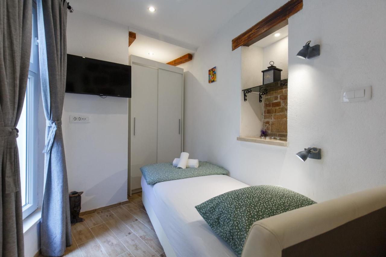 Stara Kala Varos Apartment Split Exterior photo